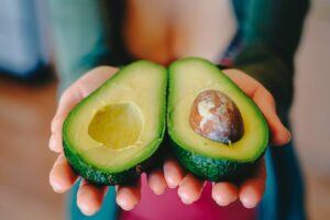 Two halves of an avocado