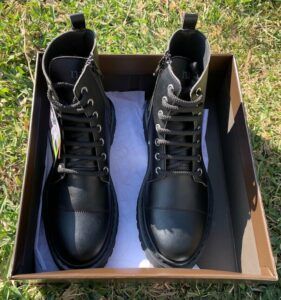 Nae vegan boots