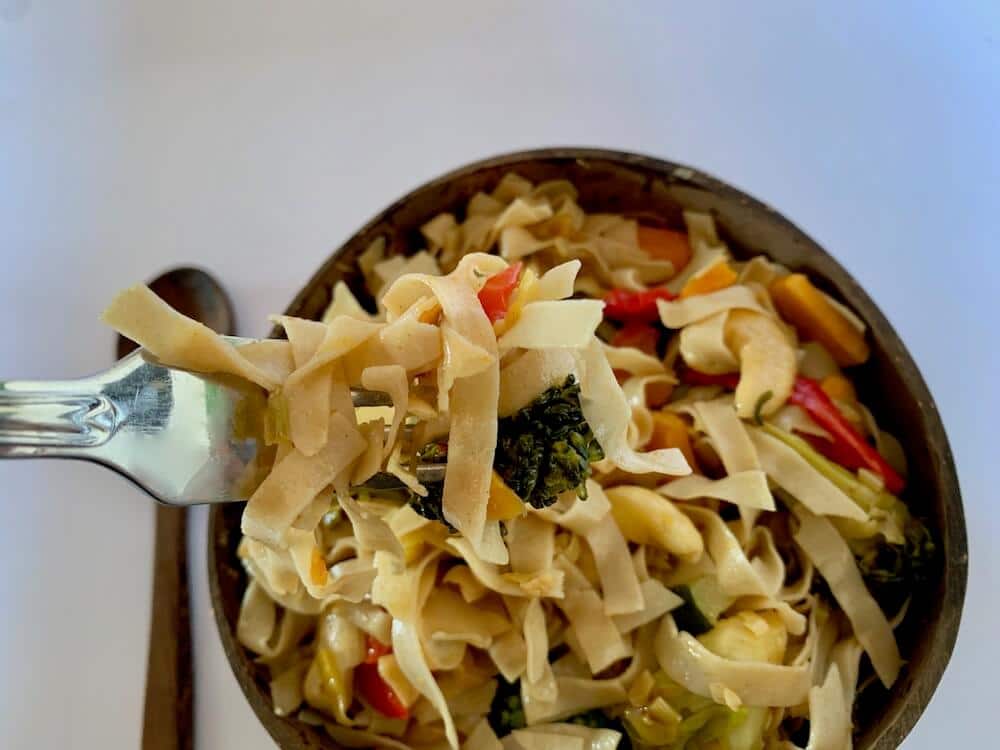 Gluten free noodles with vegetables
