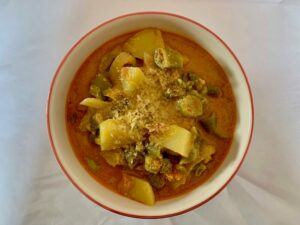 Spanish broad bean dish, cazuela de habas