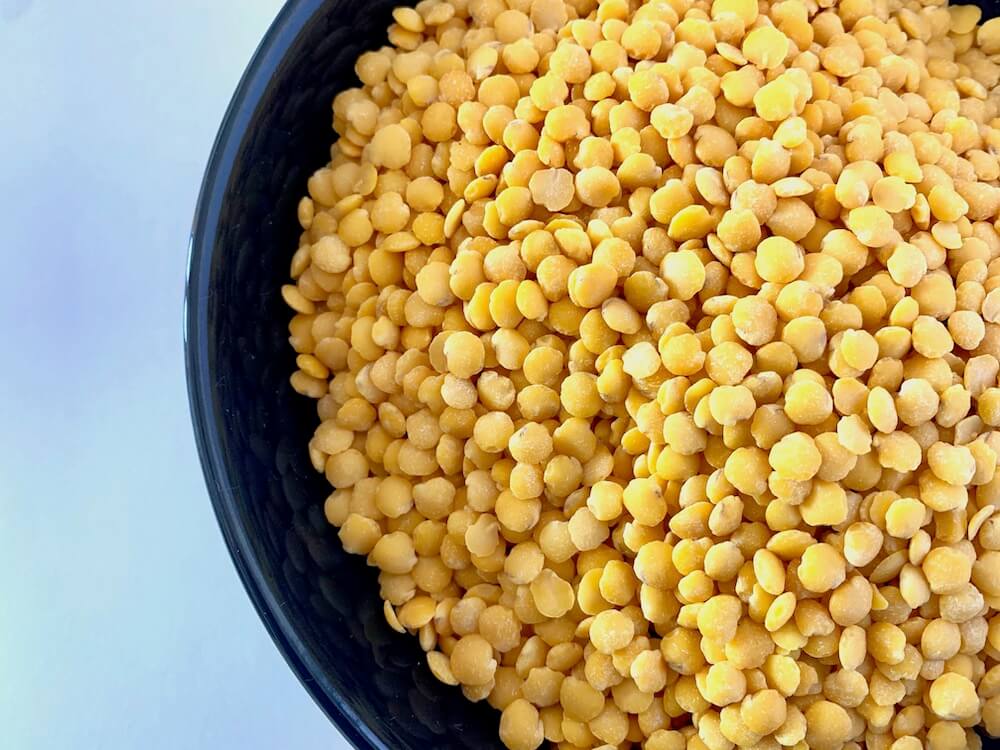 Bowl of yellow peeled lentils