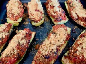 Zucchini boats stuffed with quinoa