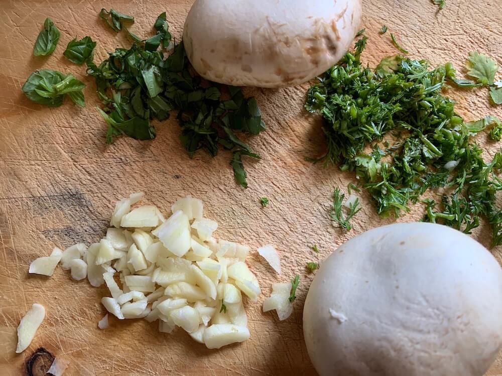 2 Mushrooms, chopped garlic, parsley & basil