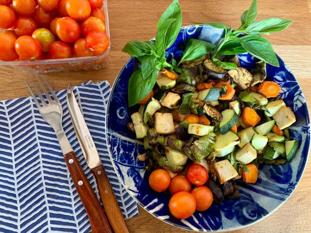 Air fried vegetables with cherry tomatoes