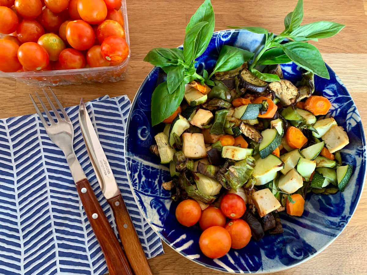 Air fried vegetables with cherry tomatoes