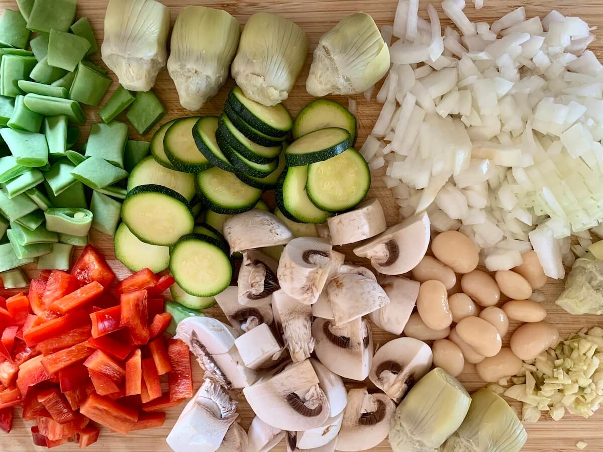 chopped onion, zucchini, mushrooms, red pepper, garlic and beans