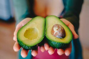 Whole food plant based diet and no oil other than from whole food sources such as avocado