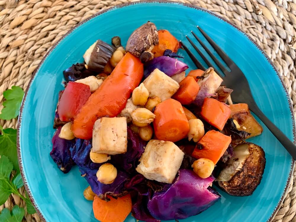 How to make oil free roasted vegetables - a mix on a plate