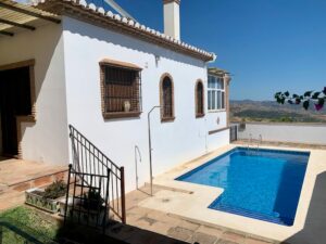 Swimming pool at Villa Castaño