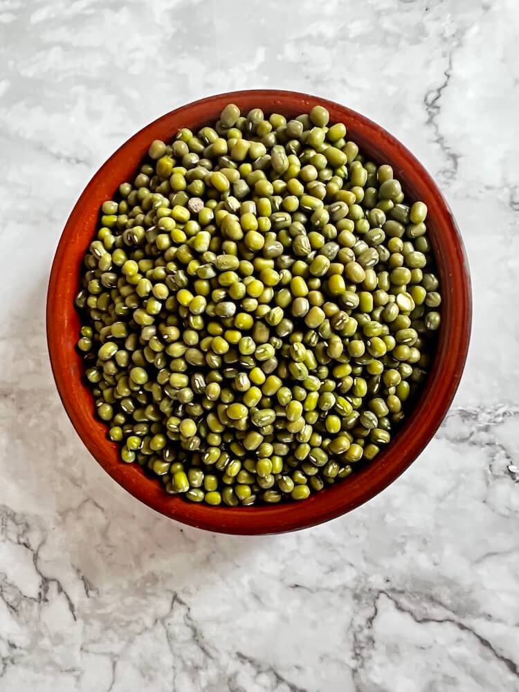 Bowl of raw mung beans