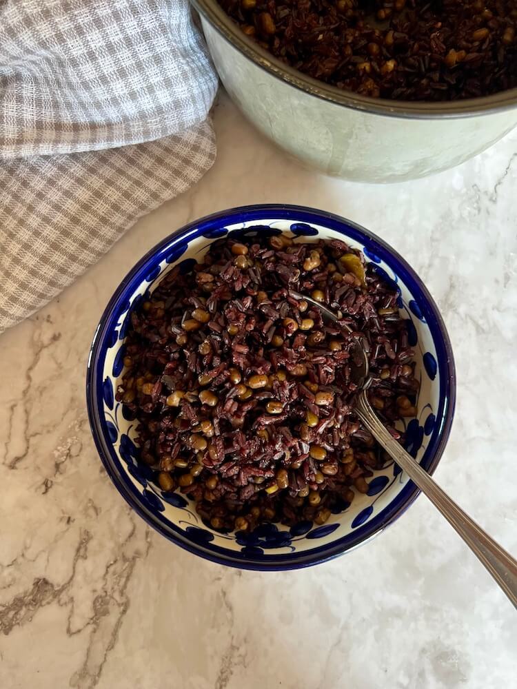 Black rice and mung beans in a bowl